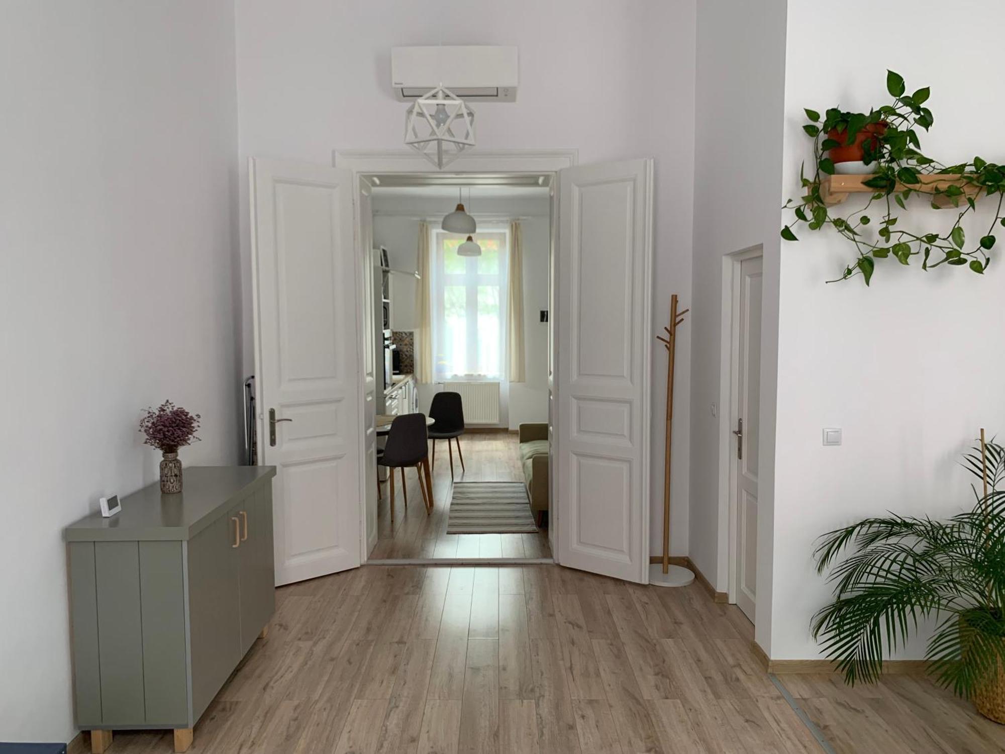 Charming Central Apartments Cluj-Napoca Esterno foto